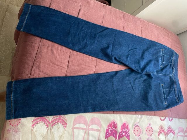 Pantalon vaquero tipo marinero