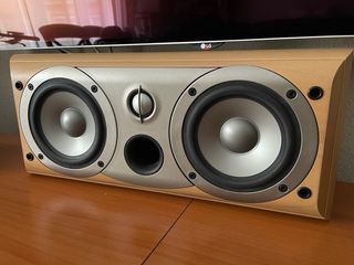 Cinema home Marantz y altavoces 5