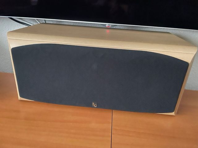 Cinema home Marantz y altavoces 5