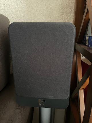 Cinema home Marantz y altavoces 5