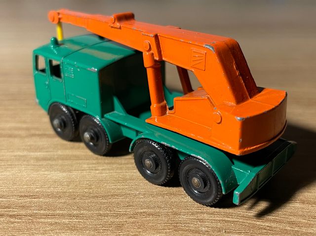 Matchbox series Grua 8 wheel crane nº 30