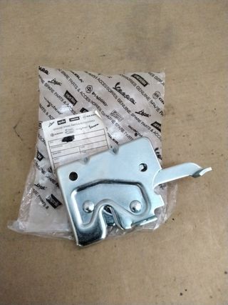 Cierre asiento Piaggio
