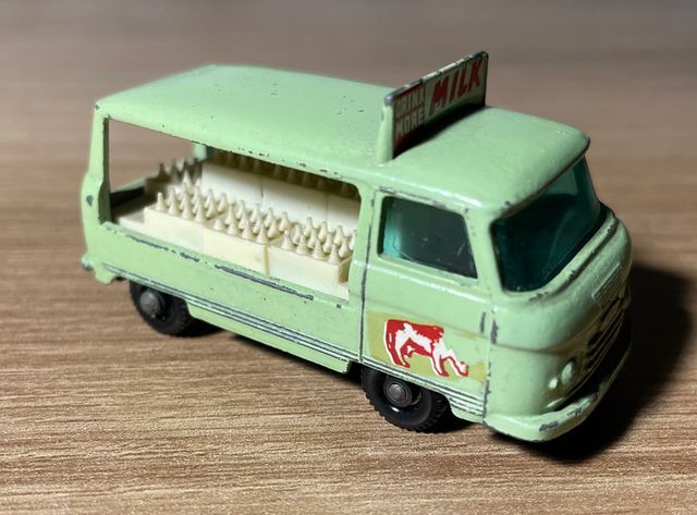 Matchbox series, camión reparto Commer bottle n 21