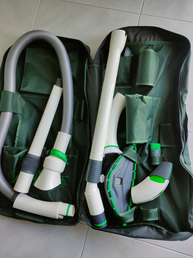 Lavapavimenti + Accessori Folletto