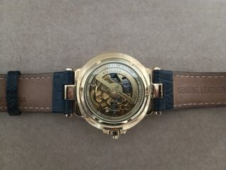 Reloj de hombre dorado edición limitada Festina.
