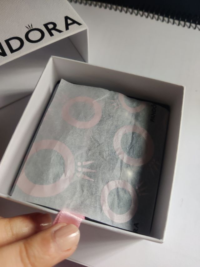 Pulsera moments Pandora abierta