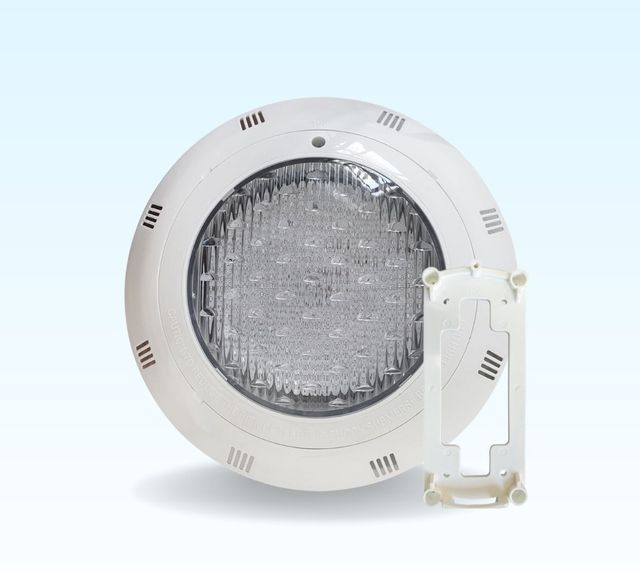 LIQUIDACIÓN RESTO STOCK DE FOCOS PARA PISCINAS