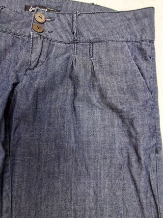 Pantalón unisex T 42. Medidas en descripción 
