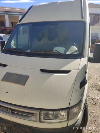 Furgoneta Iveco 
