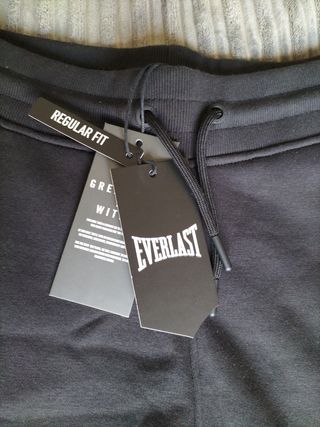 Pantalón EVERLAST talla M nuevo!!