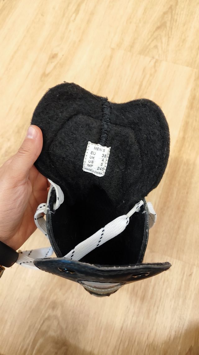 Patines sobre hielo Roces RH3