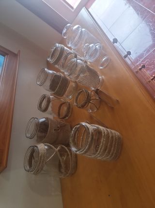 Tarros de cristal con yute