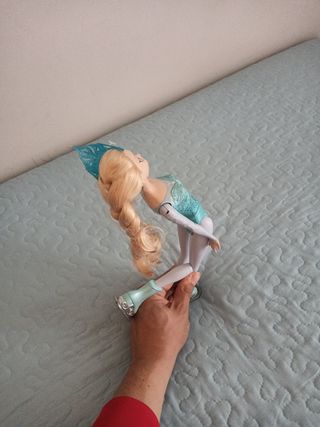 Balbola che danza Frozen II 