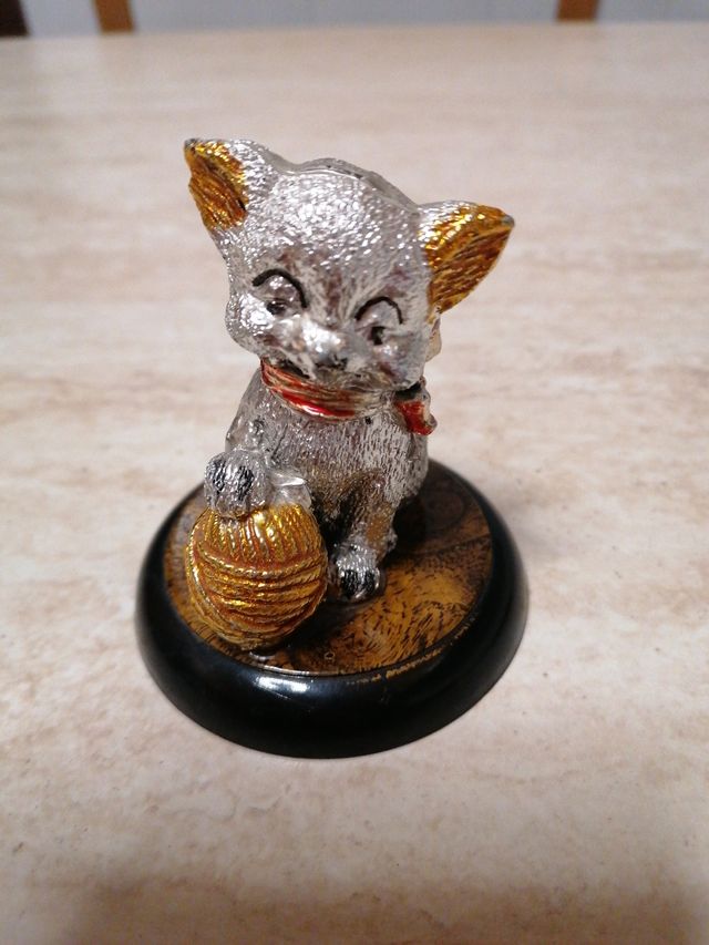 Gattino soprammobile