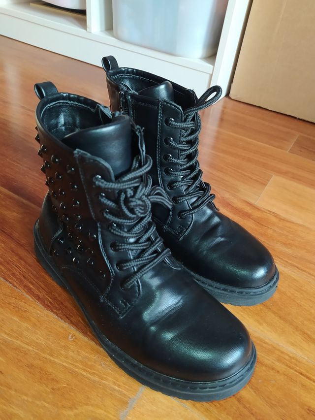 Stivaletti bassi da bambina Bata tg. 34