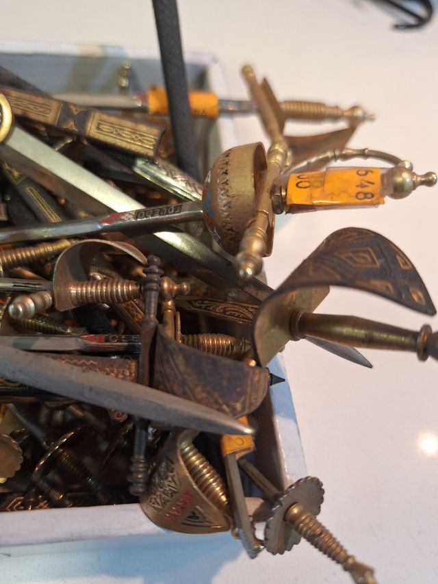 Lote de espadines damasco Toledo