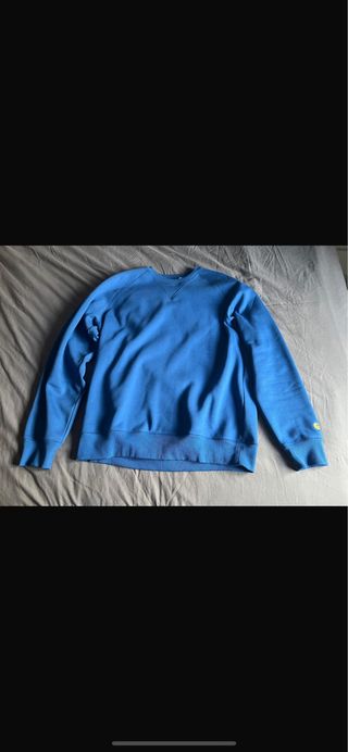 Sudadera azul de Carhartt XL. 
