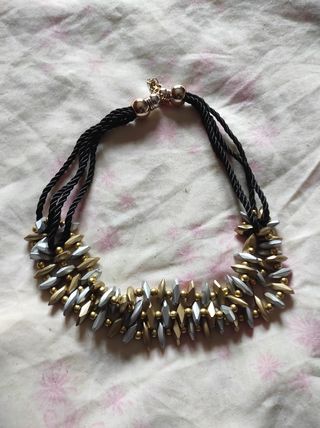Collar 