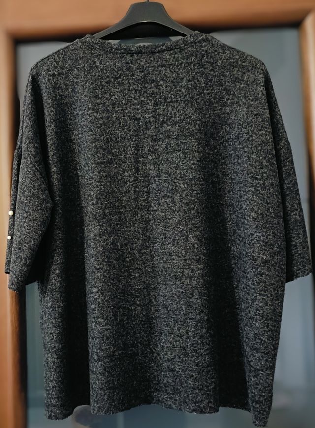 Maglia grigio melange con perline