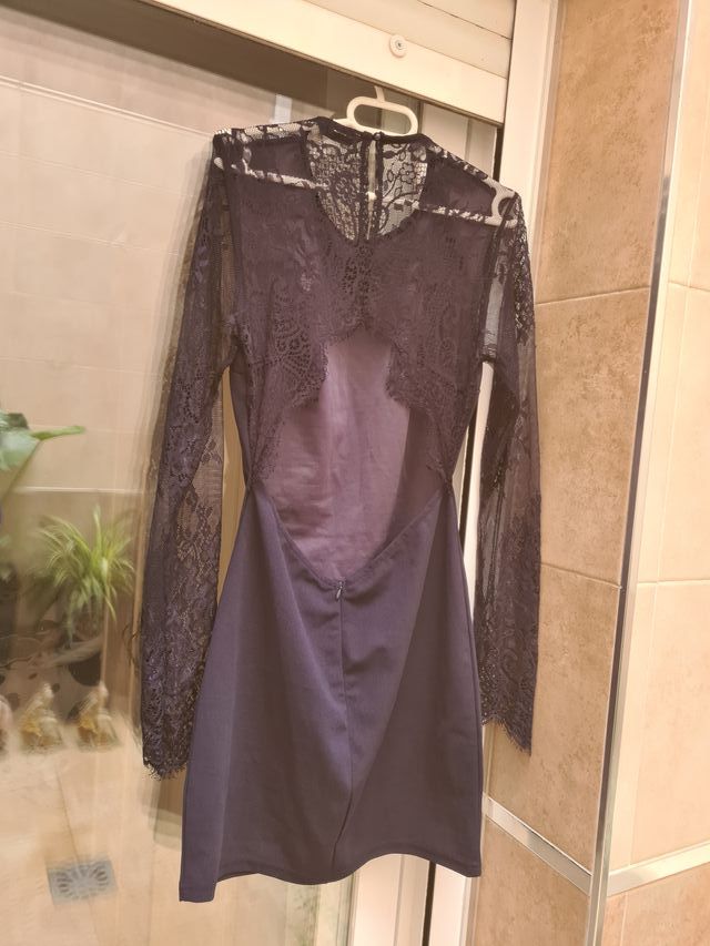Vestido espalda abierta encaje corto elástico shei
