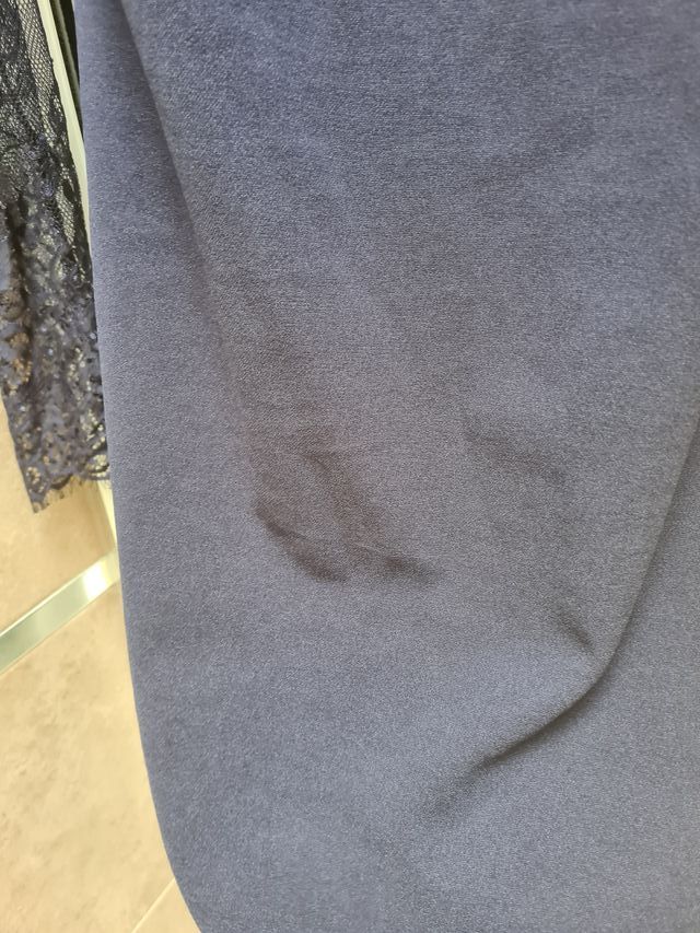 Vestido espalda abierta encaje corto elástico shei