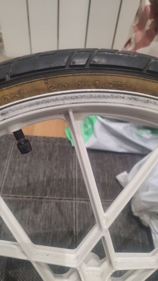 GOMAS ESTRECHAS BH FÓRMULA 1 PANTHER F1  BMX