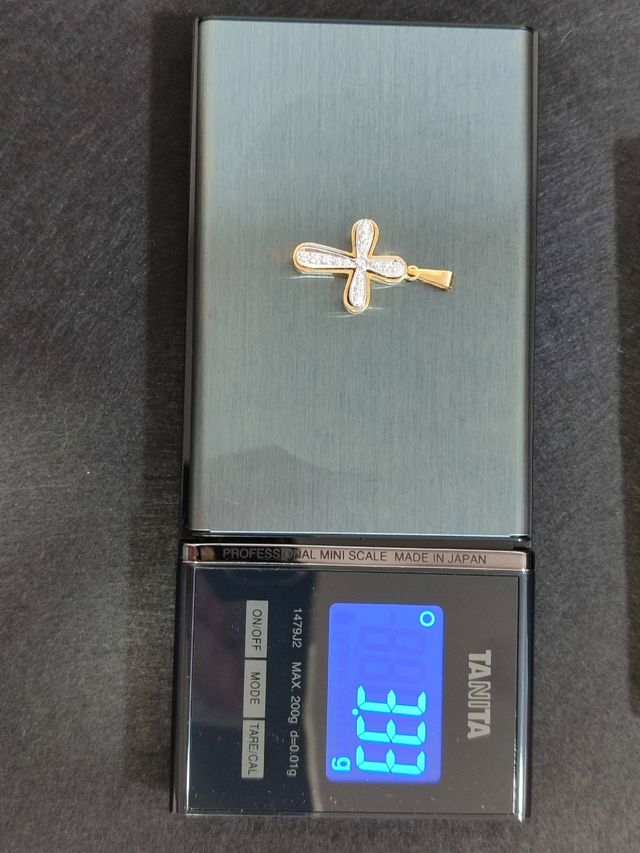 Colgante Cruz Bicolor de Oro 18k y Circonitas