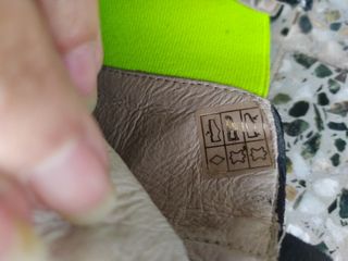 Botines de ante por fuera y piel por dentro 