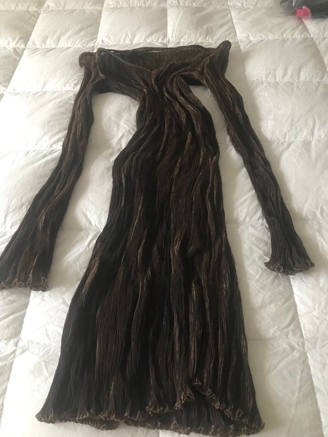 Vestito marrone e oro