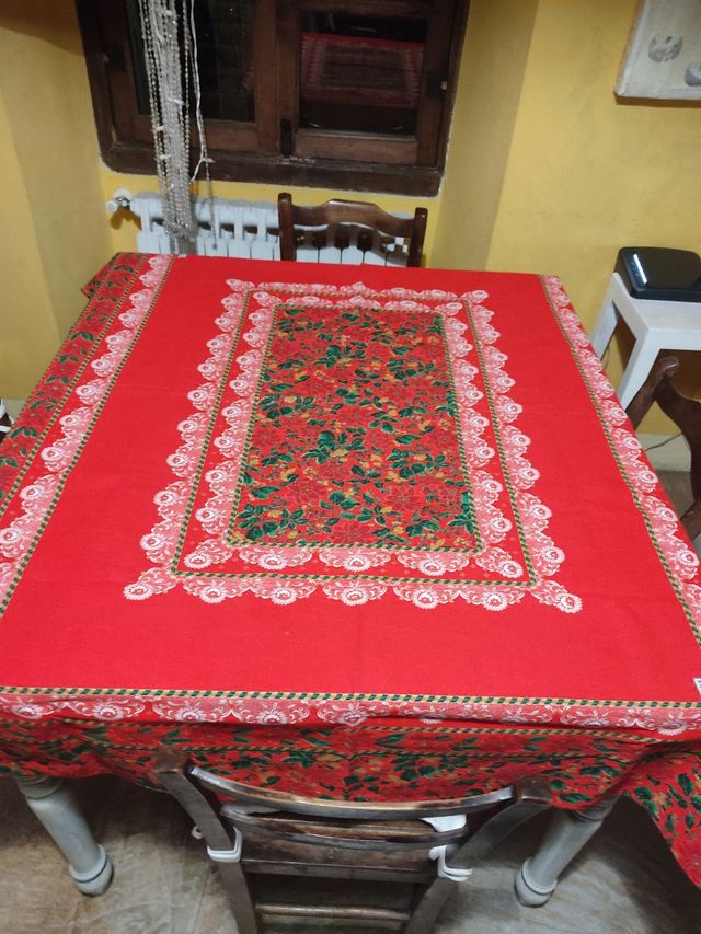 Tovaglia natalizia nuova