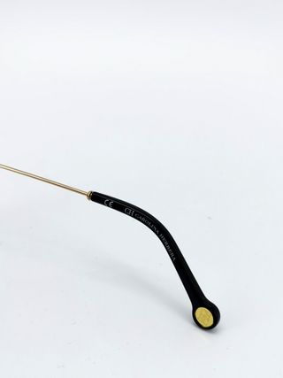 Gafas de mujer CAROLINA HERRERA de segunda mano.