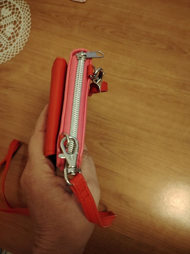 Disney, portafoglio tracolla