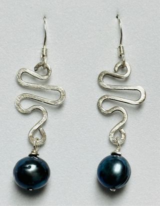 Pendientes con perlas negras en plata de ley 925