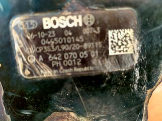 Bomba inyectora Mercedes