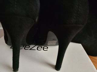Botas altas ante