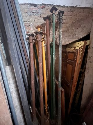 Puntales distintos tamaños