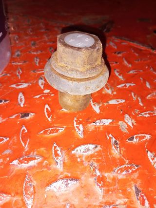 Tuercas Llantas aluminio camión 