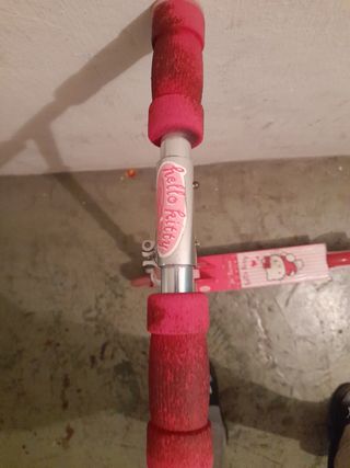Patinete de Hello Kitty