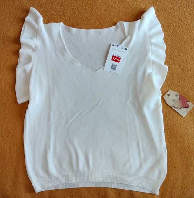 Camiseta con volantes Selera