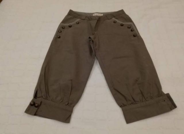 Pantalón bombacho tipo militar