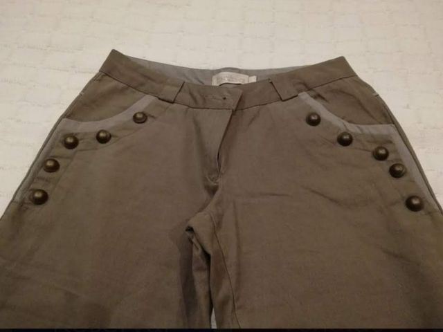 Pantalón bombacho tipo militar