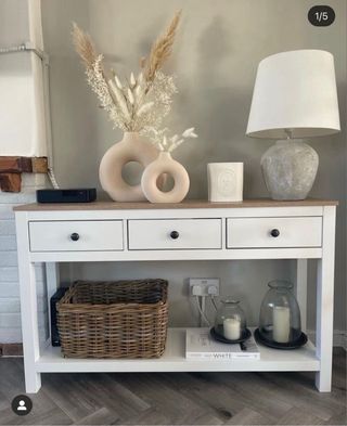 Mueble de entrada. Consola