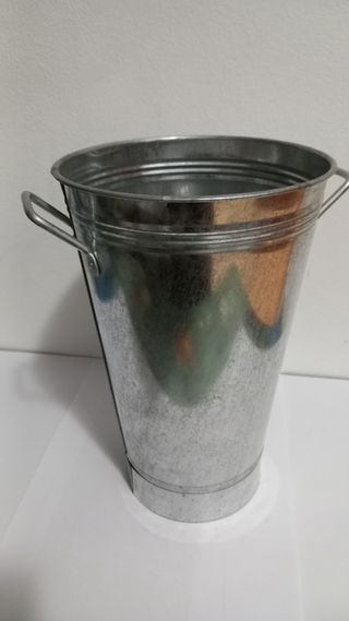 Vaso in latta da decorate