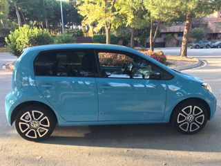Volkswagen up! 2016