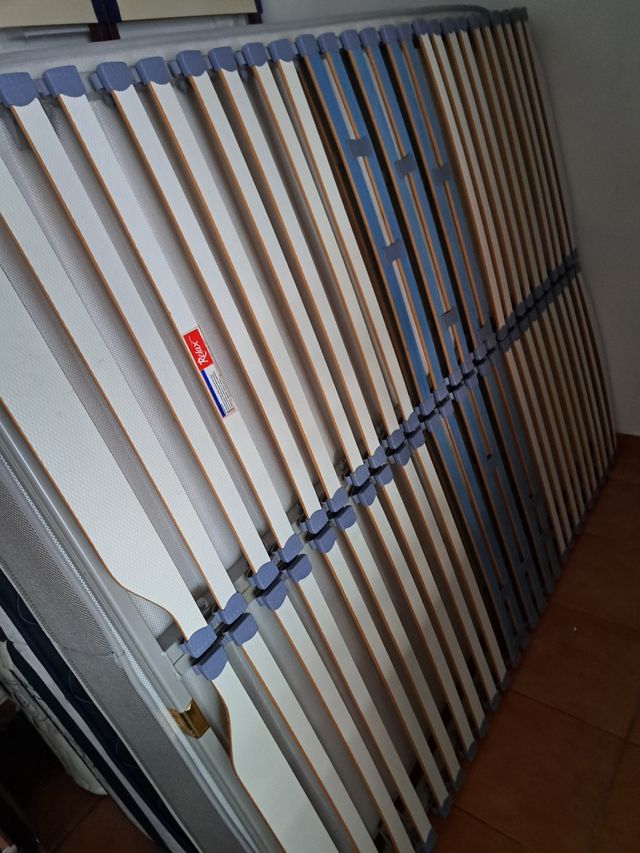 Somier con patas 135×190