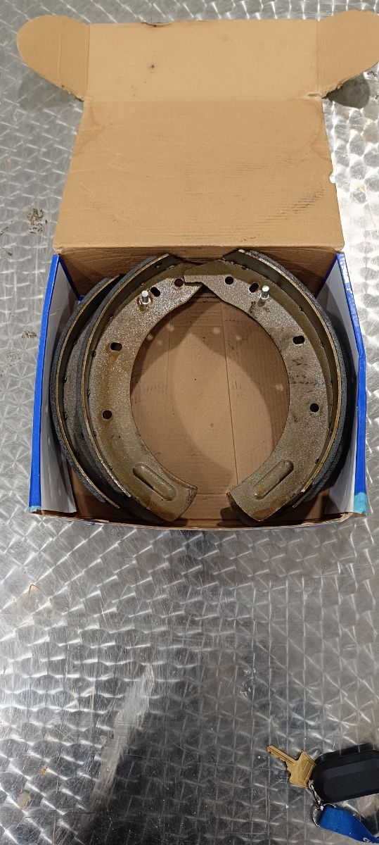 Zapatas freno landrover