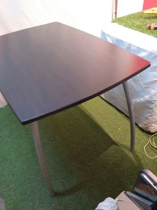 MESA DE MADERA.2A OPORTUNITAT.