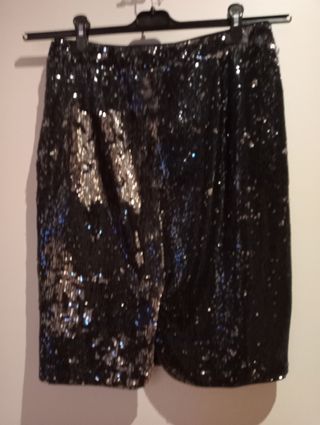 Falda lentejuelas negra Zara