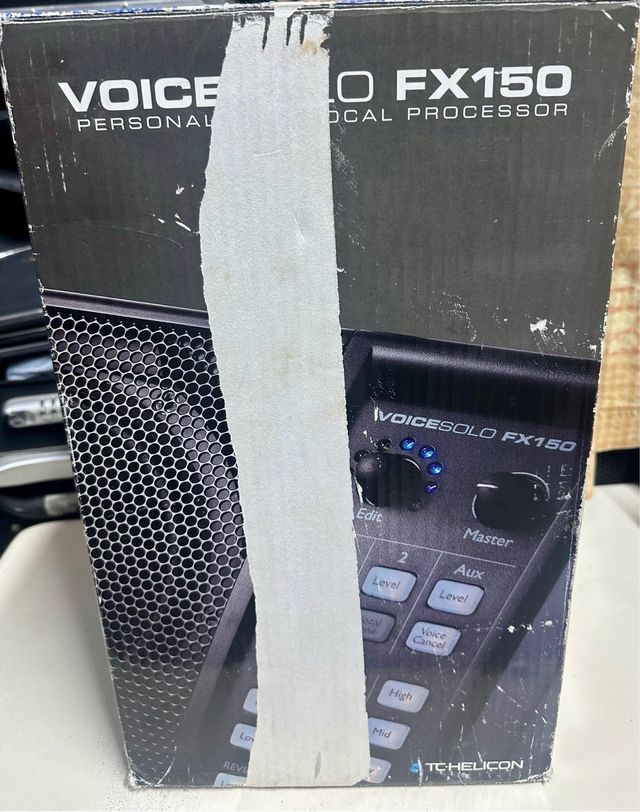Monitor personale TC Helicon Voice solo FX150 