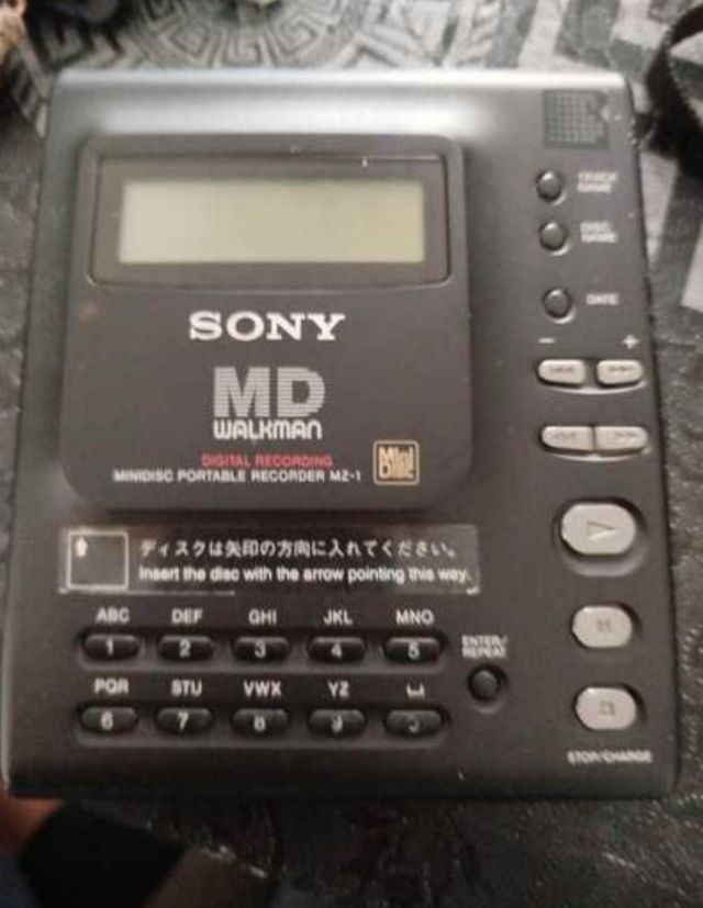 Sony MD Walkman MZ1